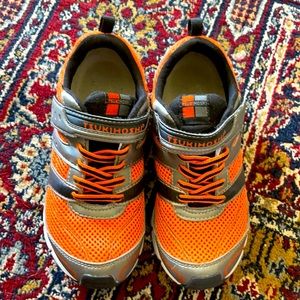 Tsukoshi Velocity Boys Sneaker - sz 2 little kids- orange and gray